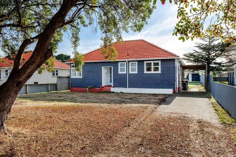 Photo of property in 8 Victor Street, Dannevirke, 4930