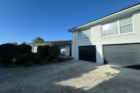 Photo of property in 21 Rosedale Place, Avonhead, Christchurch, 8042