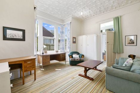 Photo of property in 186 Queen Street North, North Dunedin, Dunedin, 9016