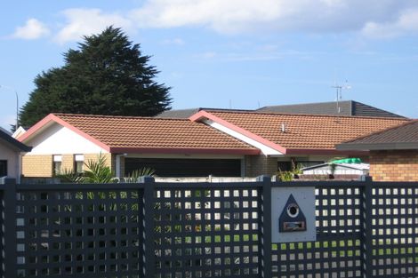 Photo of property in 10b Ngamotu Place, Mount Maunganui, 3116