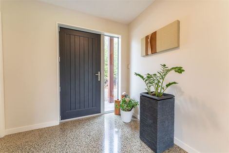 Photo of property in 95 Main Road North, Geraldine, 7930