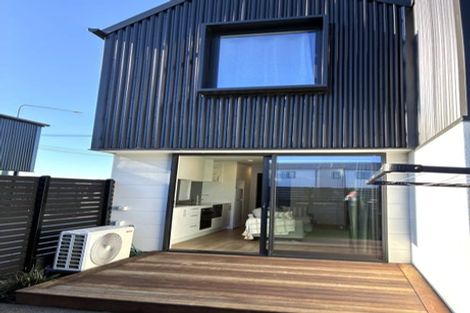 Photo of property in 2/55 Marshland Road, Shirley, Christchurch, 8061