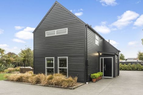 Photo of property in 44 Valecrest Avenue, Parklands, Christchurch, 8083