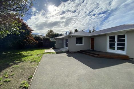 Photo of property in 15 Bourne Crescent, Papanui, Christchurch, 8053