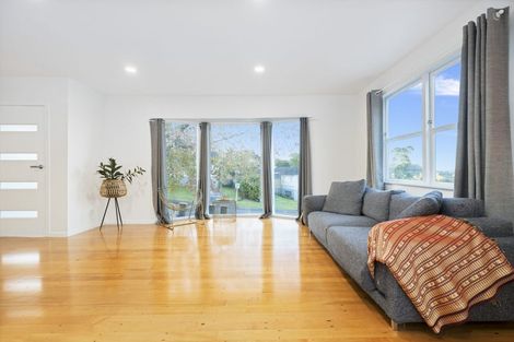 Photo of property in 37 Keegan Drive, Massey, Auckland, 0614