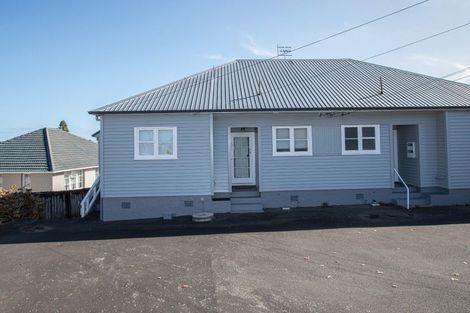 Photo of property in 112 Forest Lake Road, Forest Lake, Hamilton, 3200