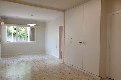 Photo of property in 1/16 Taharoto Road, Takapuna, Auckland, 0622