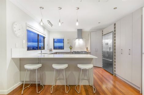 Photo of property in 5 Kahurangi Heights, Aotea, Porirua, 5024