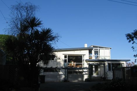 Photo of property in 38 Grays Road, Plimmerton, Porirua, 5026