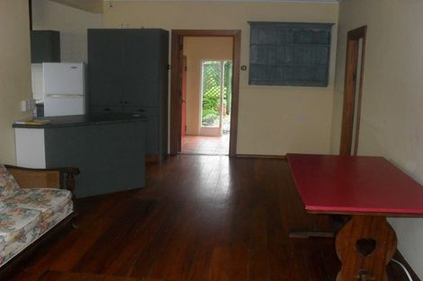 Photo of property in 11 Lawry Street, Moturoa, New Plymouth, 4310