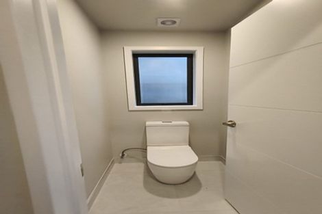 Photo of property in 13e Windermere Crescent, Blockhouse Bay, Auckland, 0600