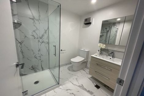 Photo of property in 7/24 Yeovil Road, Te Atatu Peninsula, Auckland, 0610