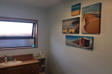 Photo of property in 10 Sunbeam Place, Halswell, Christchurch, 8025