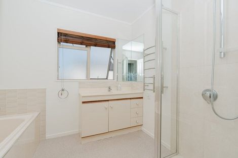 Photo of property in 10 Montrose Crescent, Huntington, Hamilton, 3210