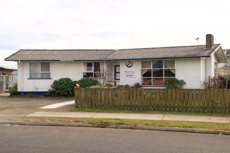 Photo of property in 4 Hardie Street, Mangere East, Auckland, 2024