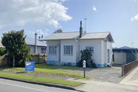 Photo of property in 46 Mako Mako Road, Levin, 5510