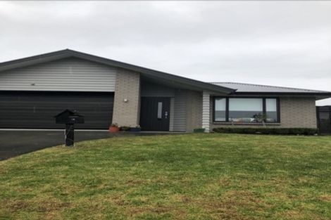 Photo of property in 16 Tarn Close, Pyes Pa, Tauranga, 3112