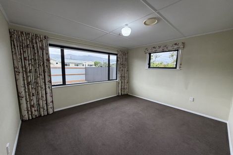 Photo of property in 5 Devon Street, Stoke, Nelson, 7011
