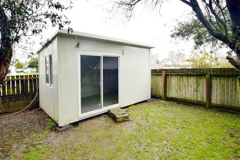 Photo of property in 102 Boundary Road, Clover Park, Auckland, 2019