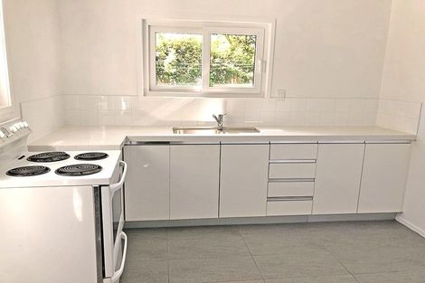 Photo of property in 1/18 Tironui Station Road East, Papakura, 2112