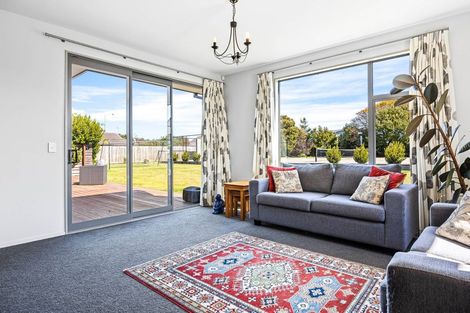 Photo of property in 54 Steadman Road, Broomfield, Christchurch, 8042