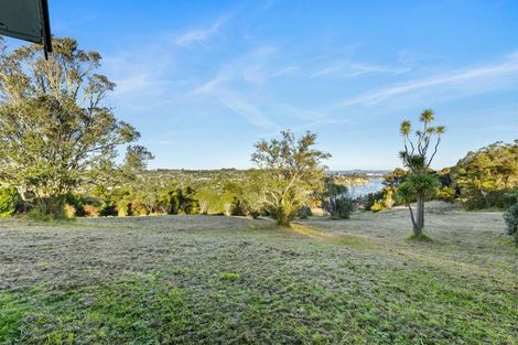 Photo of property in 1 Buckleys Track, Paremoremo, Auckland, 0632