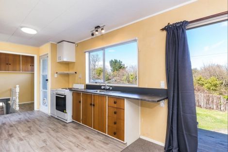 Photo of property in 14 Kempton Place, Richmond Heights, Taupo, 3330