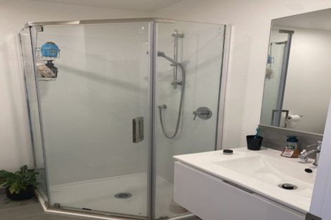 Photo of property in 2c Dianne Louise Drive, Half Moon Bay, Auckland, 2012