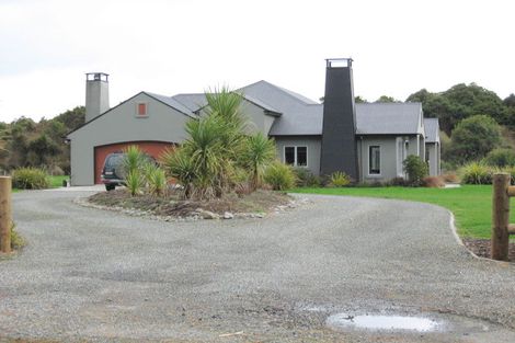 Photo of property in 152 Oreti Road, Otatara, Invercargill, 9879