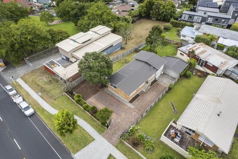 Photo of property in 37 Whitford Road, Howick, Auckland, 2014