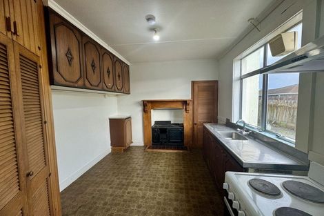 Photo of property in 68 Main Road, Titahi Bay, Porirua, 5022