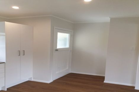 Photo of property in 31 Taylor Terrace, Tawa, Wellington, 5028