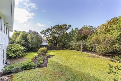 Photo of property in 9 Brasenose Place, Tawa, Wellington, 5028