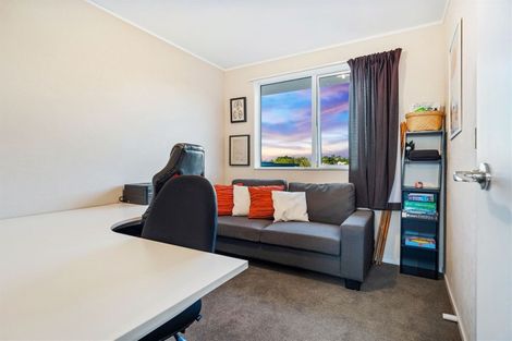 Photo of property in 32b Mili Way, Ranui, Auckland, 0612