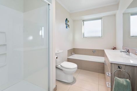 Photo of property in 52 Tamure Place, Ruakaka, 0116