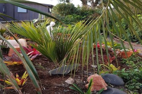 Photo of property in 131a Bucklands Beach Road, Bucklands Beach, Auckland, 2012