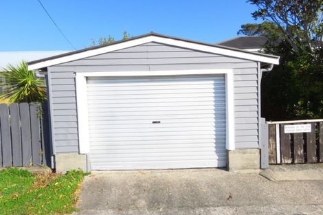 Photo of property in 20 Gladstone Street, Westport, 7825