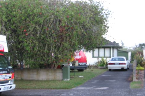 Photo of property in 10 Bedford Street, Te Atatu South, Auckland, 0610