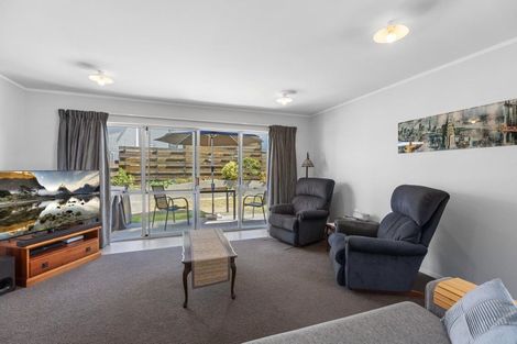 Photo of property in 63 Golf Road, Mount Maunganui, 3116