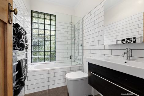 Photo of property in 39 Hatton Street, Karori, Wellington, 6012