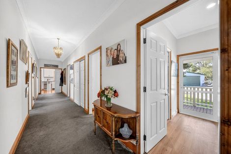 Photo of property in 41 Oxford Street, Martinborough, 5711