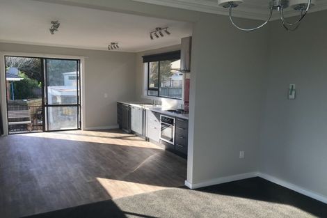 Photo of property in 37 Tahuna Road, Tainui, Dunedin, 9013