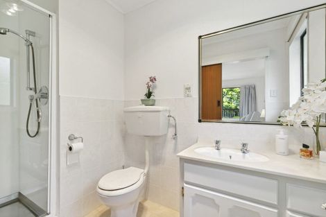 Photo of property in 1 Brasenose Place, Tawa, Wellington, 5028