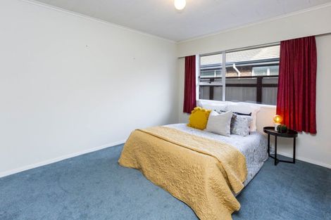 Photo of property in 41c Ludlam Crescent, Woburn, Lower Hutt, 5010