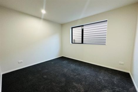 Photo of property in 17 Combat Street, Papakura, 2110