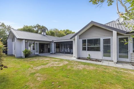 Photo of property in 373 Fergusson Drive, Heretaunga, Upper Hutt, 5018