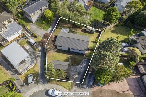 Photo of property in 15 Panzic Place, Glen Eden, Auckland, 0602