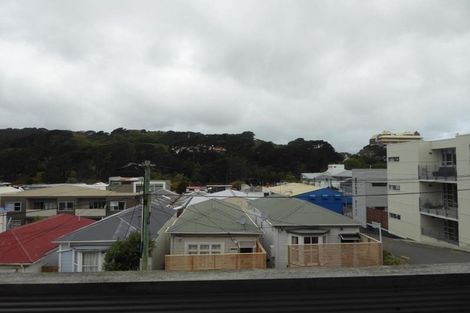Photo of property in Vespa Apartments, 202/20 Hanson Street, Mount Cook, Wellington, 6021