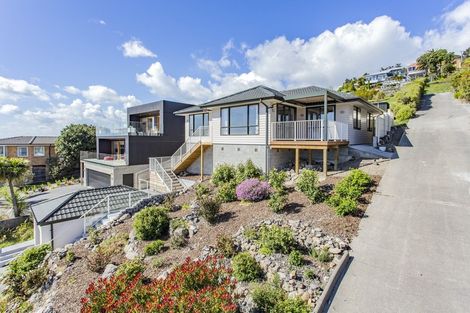 Photo of property in 27 Tuawera Terrace, Clifton, Christchurch, 8081