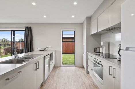 Photo of property in 10 Kruger Road, Halswell, Christchurch, 8025